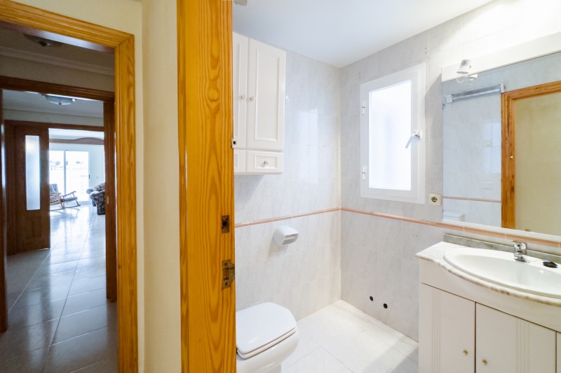 Calpe - Gran apartamento a la venta en pleno centro y cerca del mar, playa arenal !
